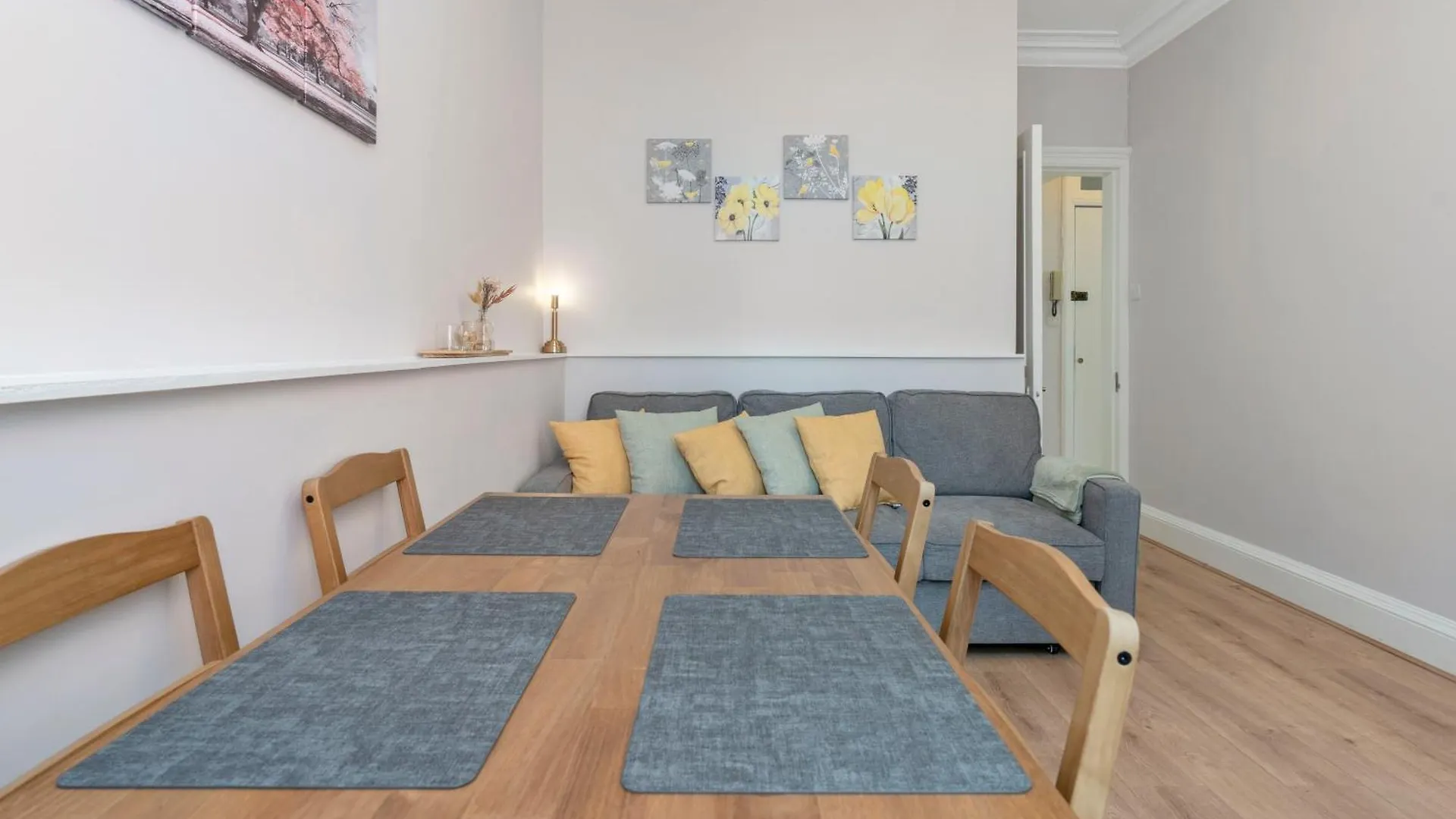 Lovely Haymarket Apartment - Central Edinburgh 0*,  Verenigd Koninkrijk